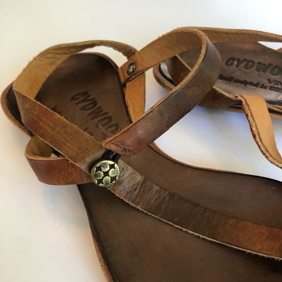 CYDWOQ Sandals - Picture 3 of 5